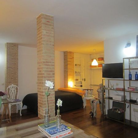 Living Valencia Studio Serranos Apartment Room photo