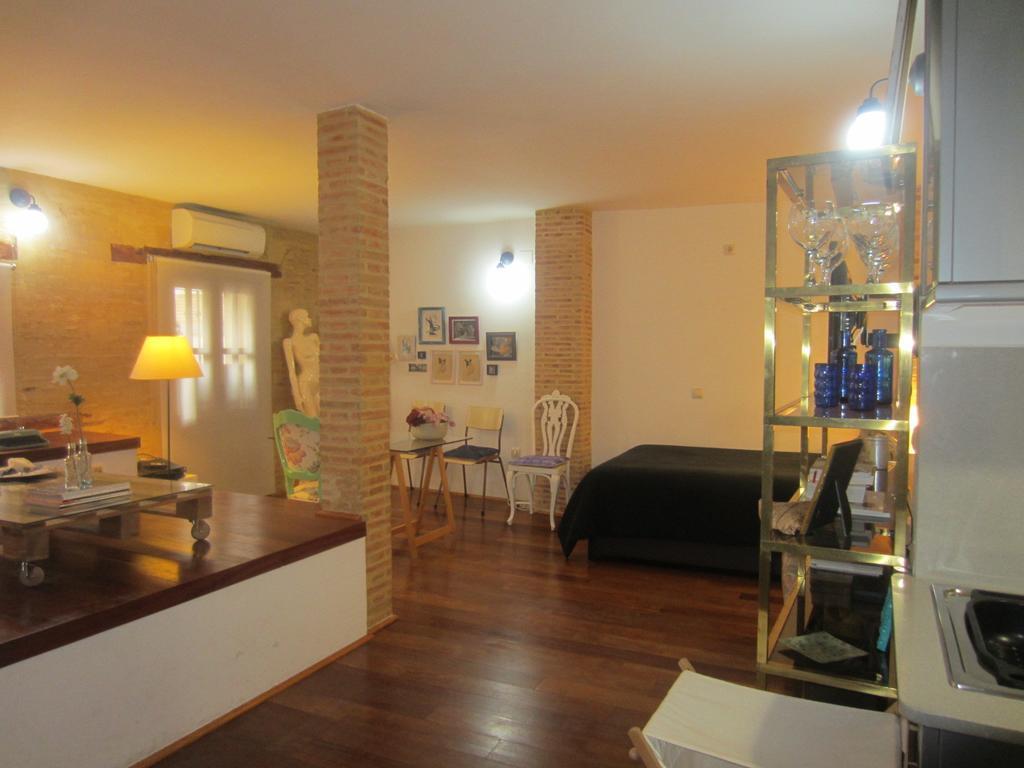 Living Valencia Studio Serranos Apartment Room photo